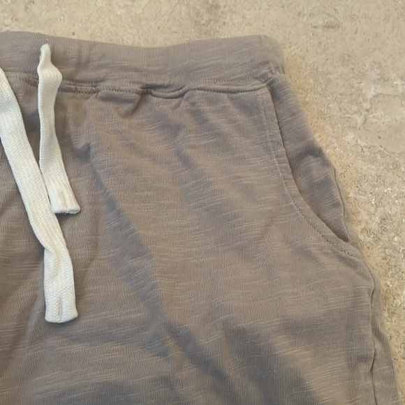 Rylee + Cru Knit Khaki Pull On Shorts Size 10-12 - Picture 3 of 6